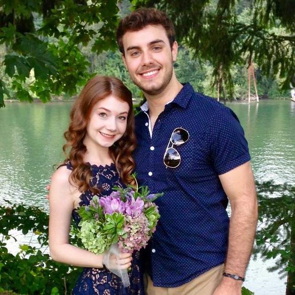 Meet your Posher, Hayley - Picture 1 of 1